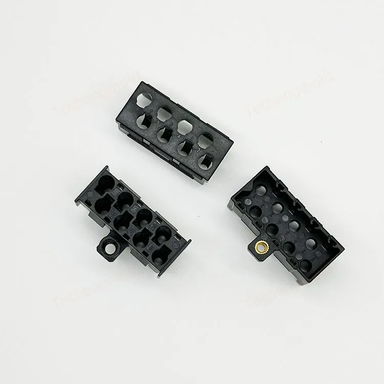 特诚科技LCP精密注塑件实拍 3